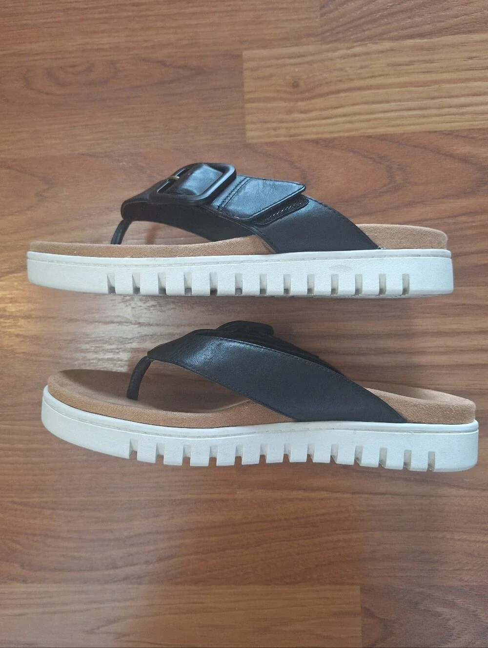 Vionic Wide Thong Sandals Uptown Marin Orthotic Platform Leather Chunky 8W Women